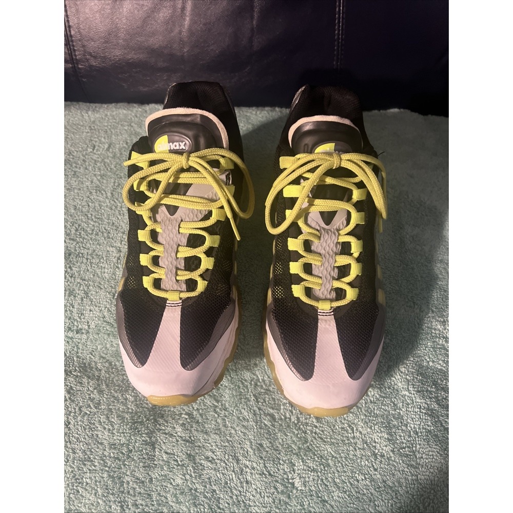 Nike‎ Boys Air Max 95 Size 6.5Y Good Condition
